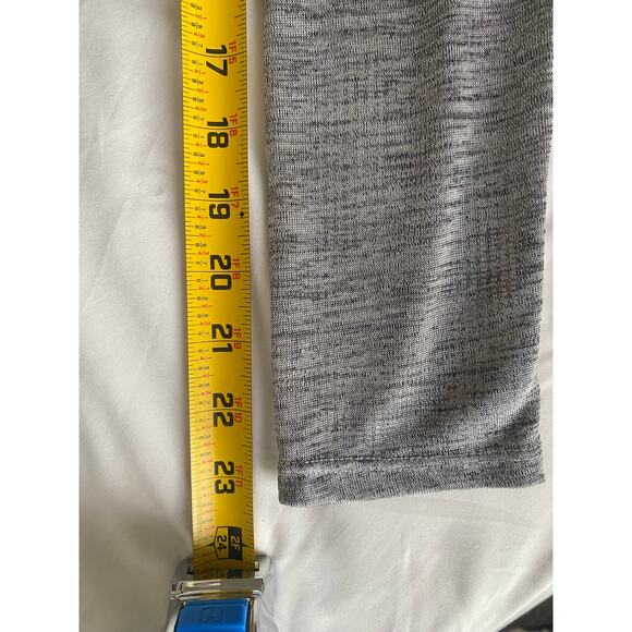 DKNY Gray Long Sleeve Ribbed Knit Top S Minimalist Capsule Wardrobe Street Style - Picture 8 of 16